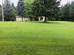11205 Nash Rd, Wakeman, OH 44889