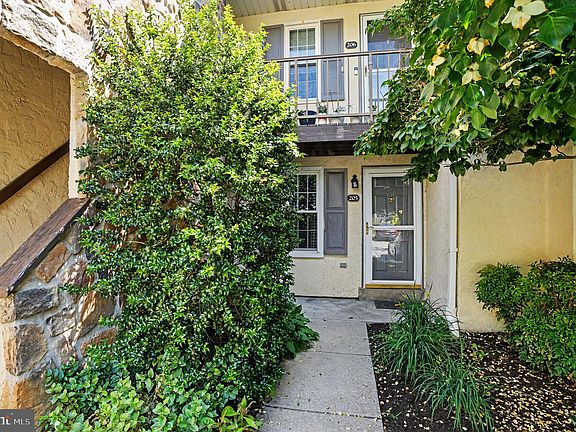 2nd image of 205 Valley Stream Ln #205