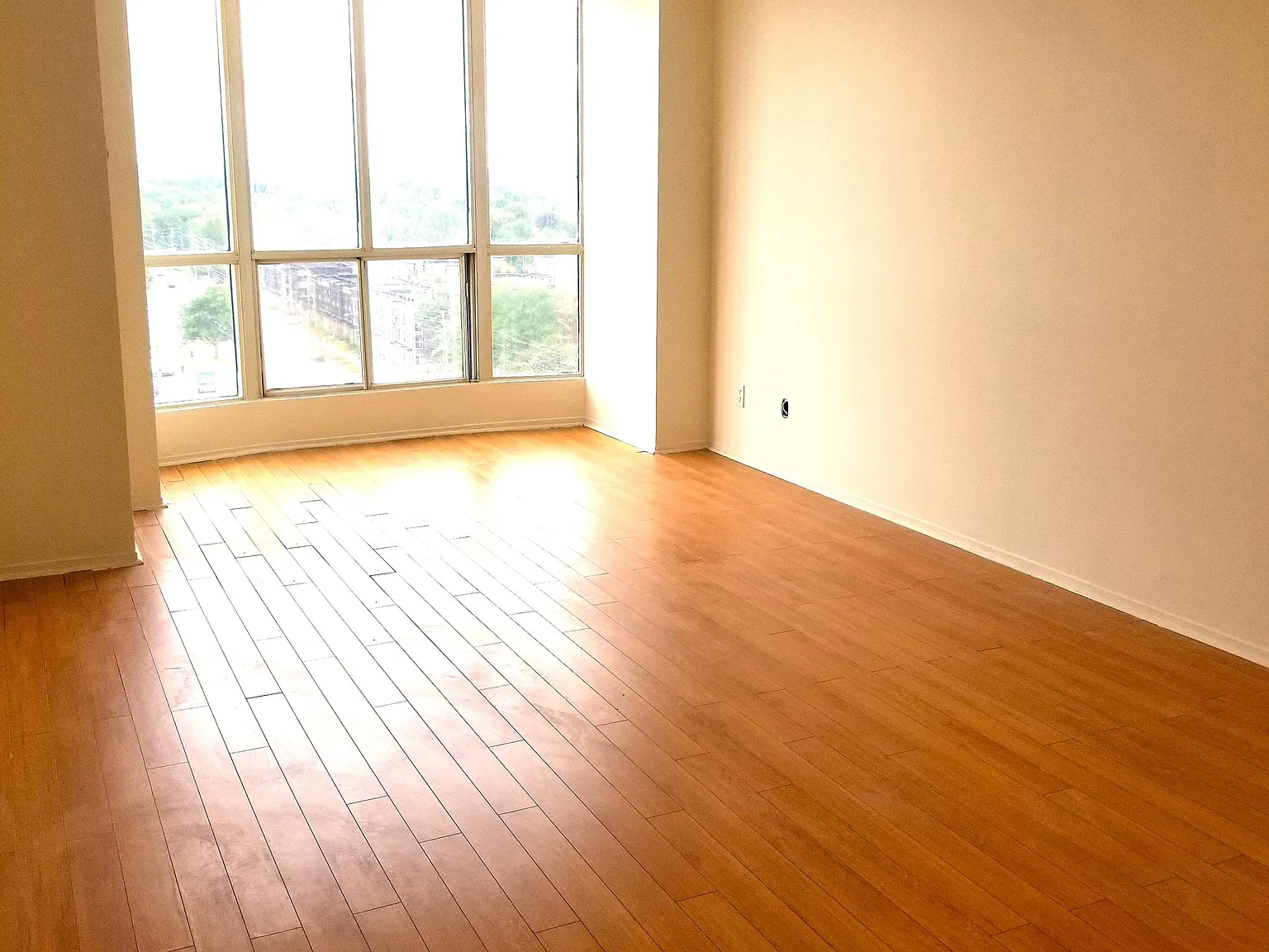2 bed, $2,500 — Photo 3