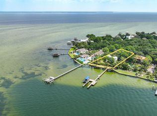 943 Bambi Dr, Destin, FL 32541