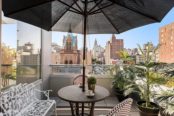Sold by Corcoran | media 1