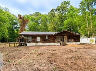 93 2nd Ave, Midway, GA 31320