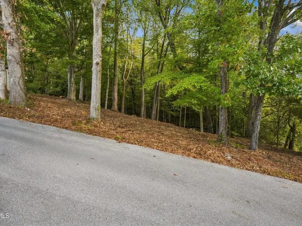 Edgewood St, Church Hill, TN 37642