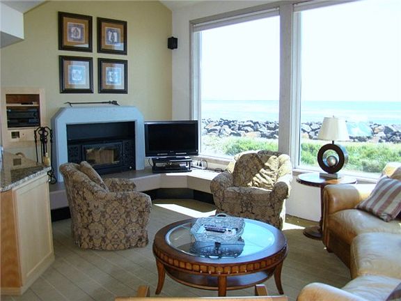 4th image of 1581 E Ocean Shores Blvd SW #5-D
