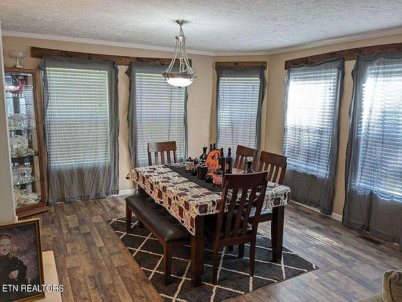 4th image of 533 Ronald Dr