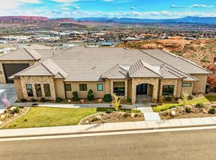 59 S Angels Landing Dr, Washington, UT 84780