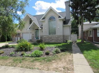 2507 W Sibley St, Park Ridge, IL 60068