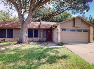 208 Pennsylvania Ave, Victoria, TX 77904