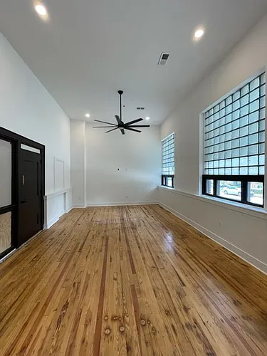 33 Stevens St Photo 1