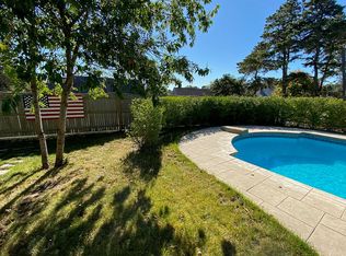 5 George St, Chatham, MA 02633