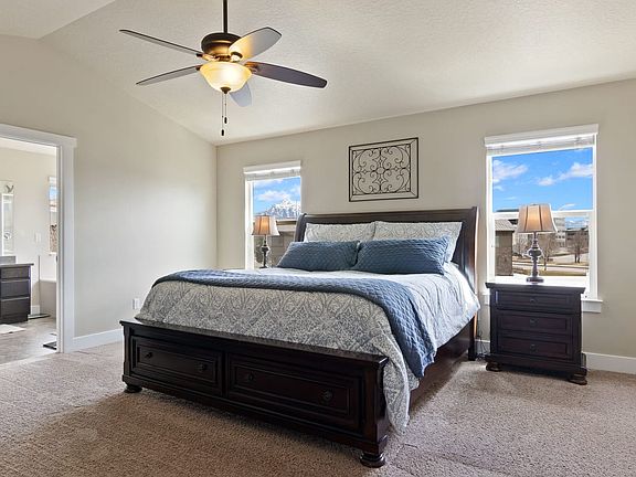 4th image of 3183 W Wild Flower Ln