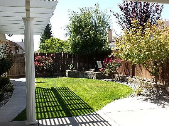 2nd image of 398 Queencrest Ct