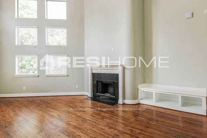 5418 Inker St — Photo 5