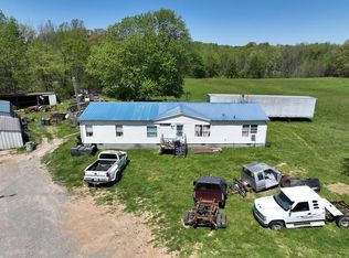 363 Parker Rd, Portland, TN 37148