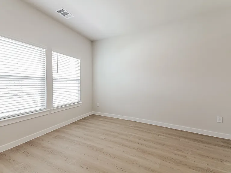 2213 Trailside Dr — Photo 18