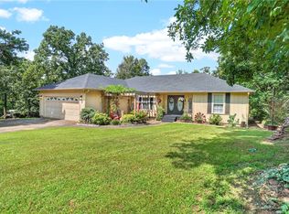328 Tree Line Cir, Russellville, AR 72802