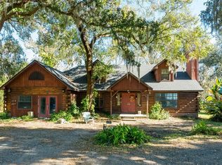 2641 McIntosh Rd, Dover, FL 33527