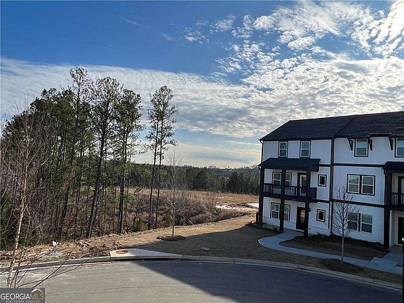 2nd image of 1061 Knoxboro Ln