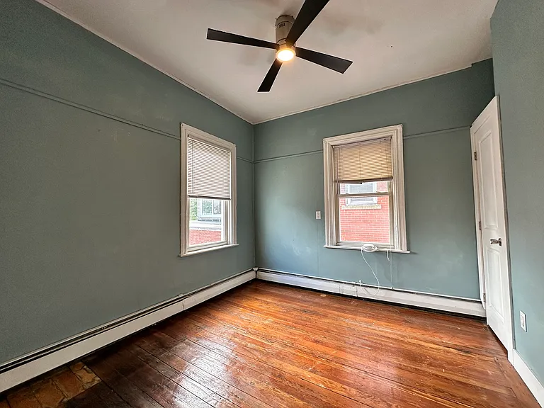 89 America St #2 — Photo 18