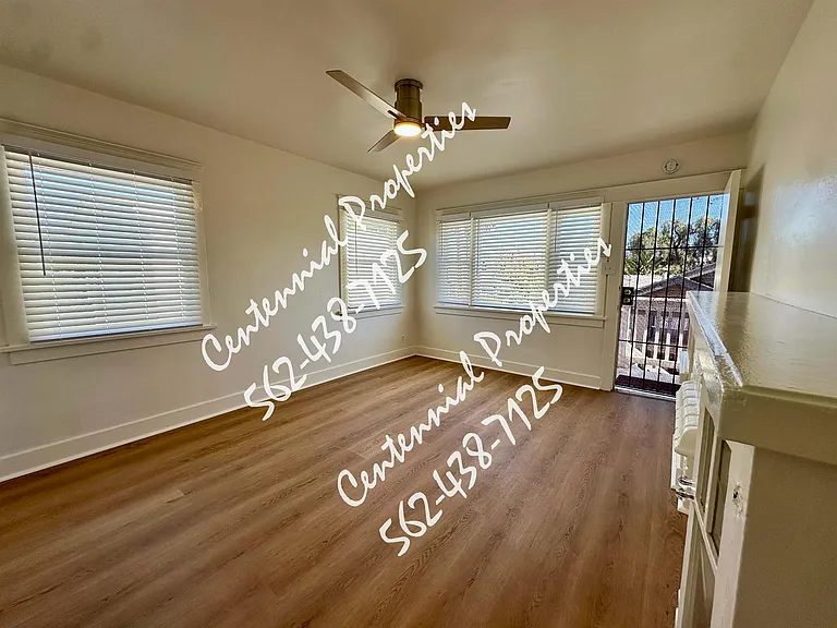 383 Gladys Ave #B — Photo 3