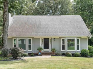 6261 Victoria Dr, Pelham, AL 35124
