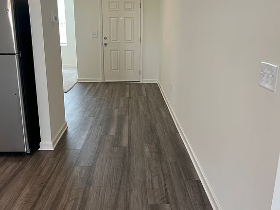 5th image of 73 Rowlett Pl