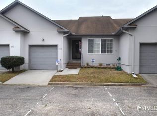 700 S Cashua Dr APT 24B, Florence, SC 29501