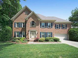 5913 Graburns Ford Dr, Charlotte, NC 28269