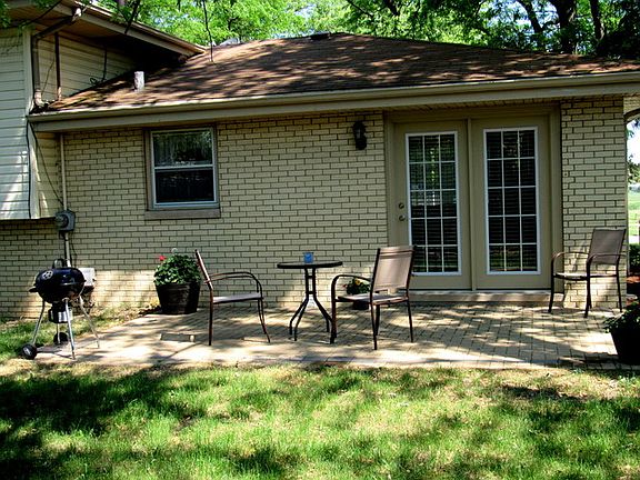 3rd image of 1510 Brentwood Pl
