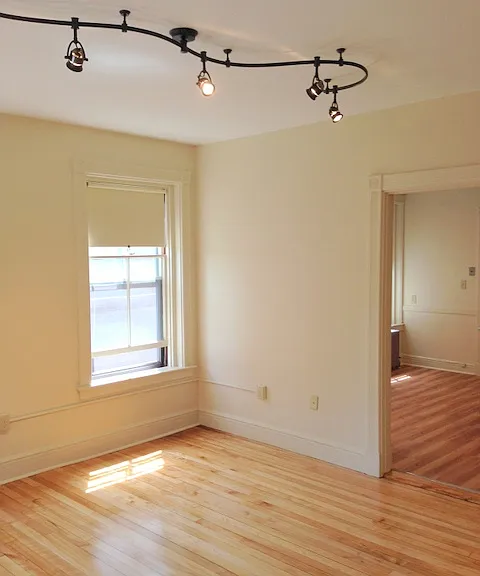 9-17 Warren St #1 — Photo 11