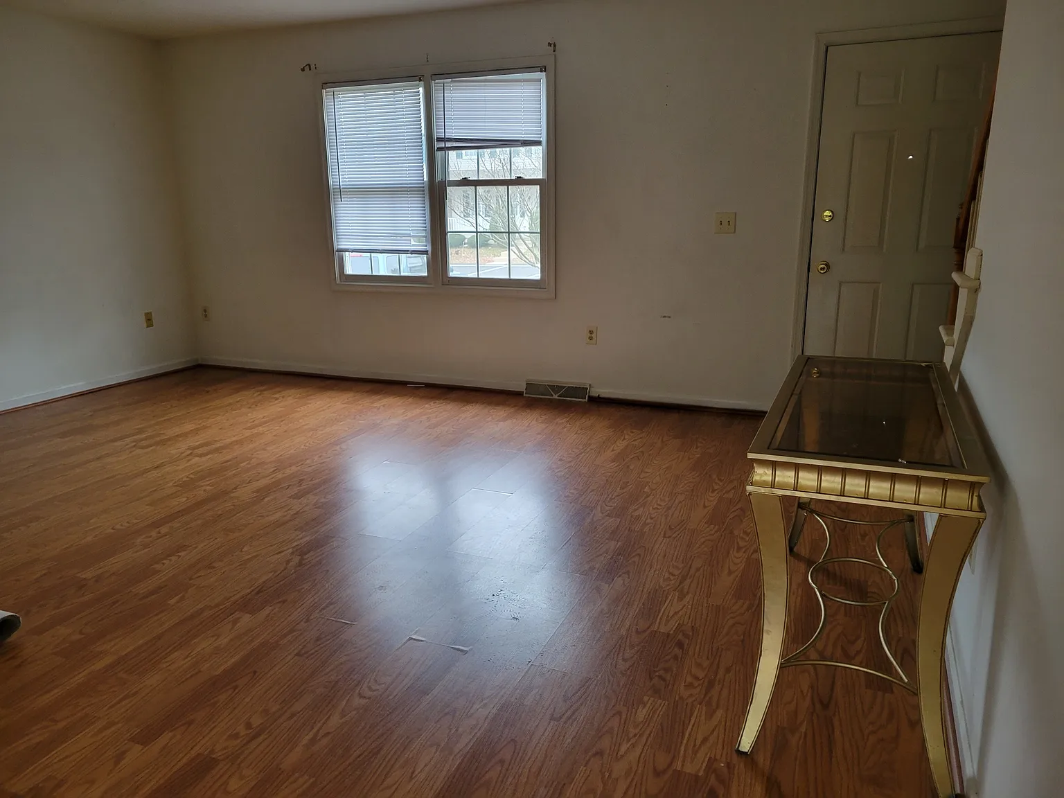 3 bed, 1.5 bath, 1408 sqft, $1,950 — Photo 4