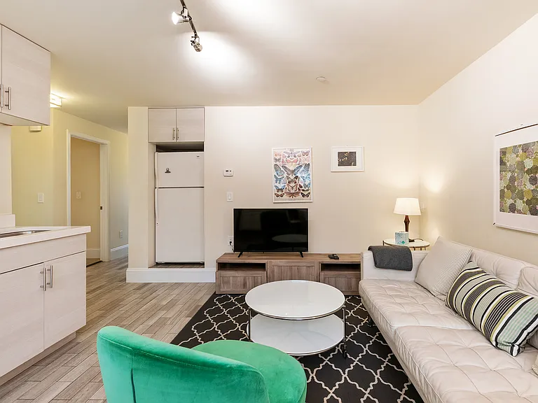 2615 California St — Photo 14