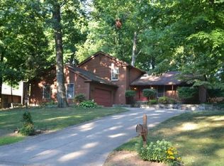 1685 Red Fox Dr, Dayton, OH 45432