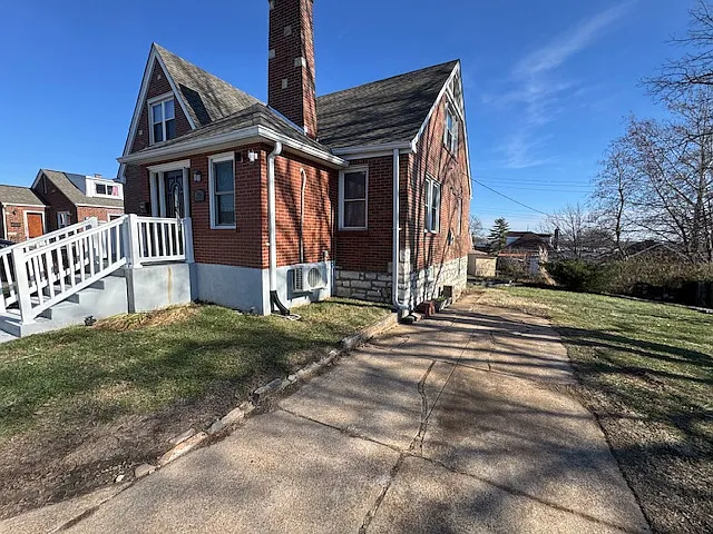 4 bed, 2002 sqft, $2,000 — Photo 3