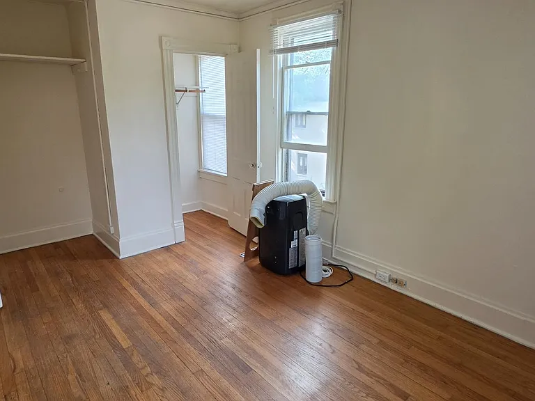 611 Mulberry Pl #1 — Photo 7