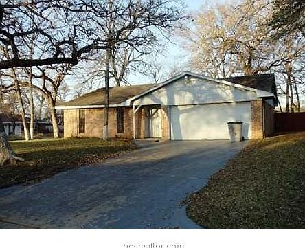 1st image of 4407 Robinhood Cir