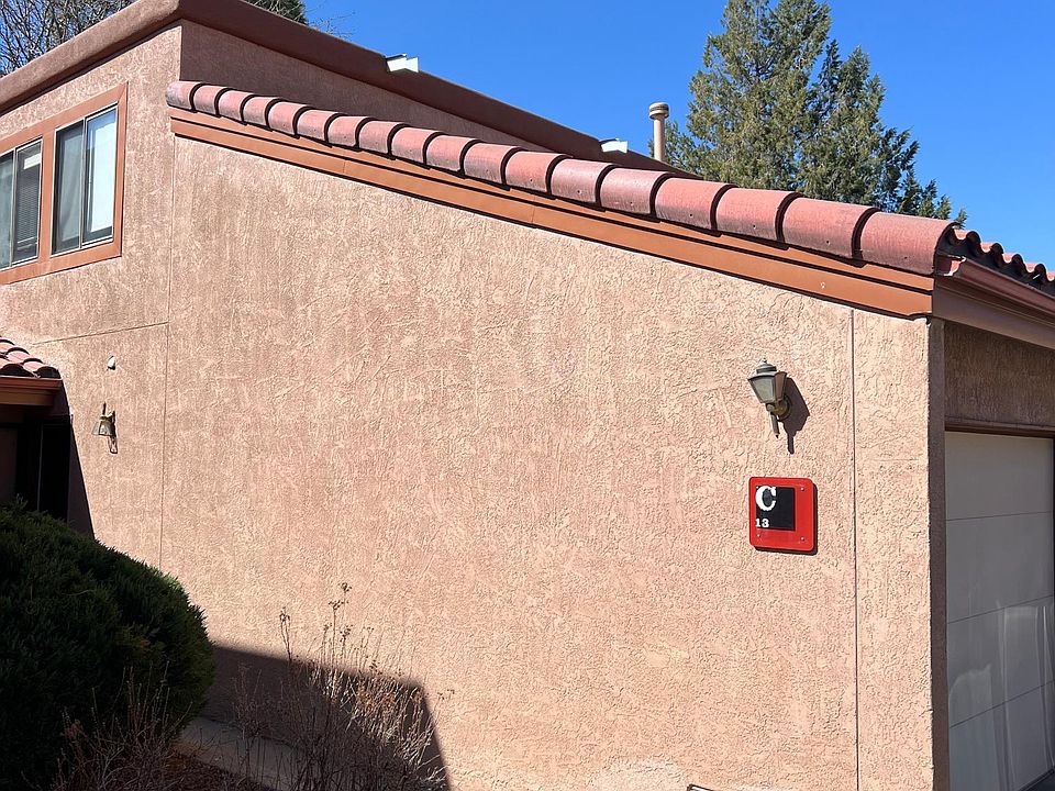 1st image of 5200 Villa View Dr APT 13C