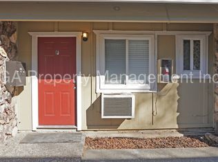 208 B St APT F, Roseville, CA