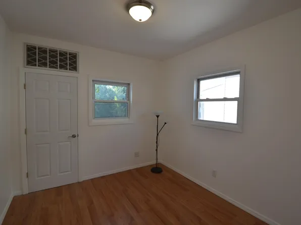 211 Duncan Avenue image 11 of 14