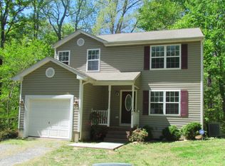 92 Declaration Dr, Montross, VA 22520