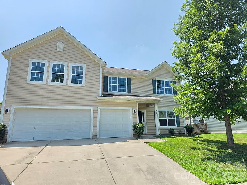 1st image of 1821 Swan Dr