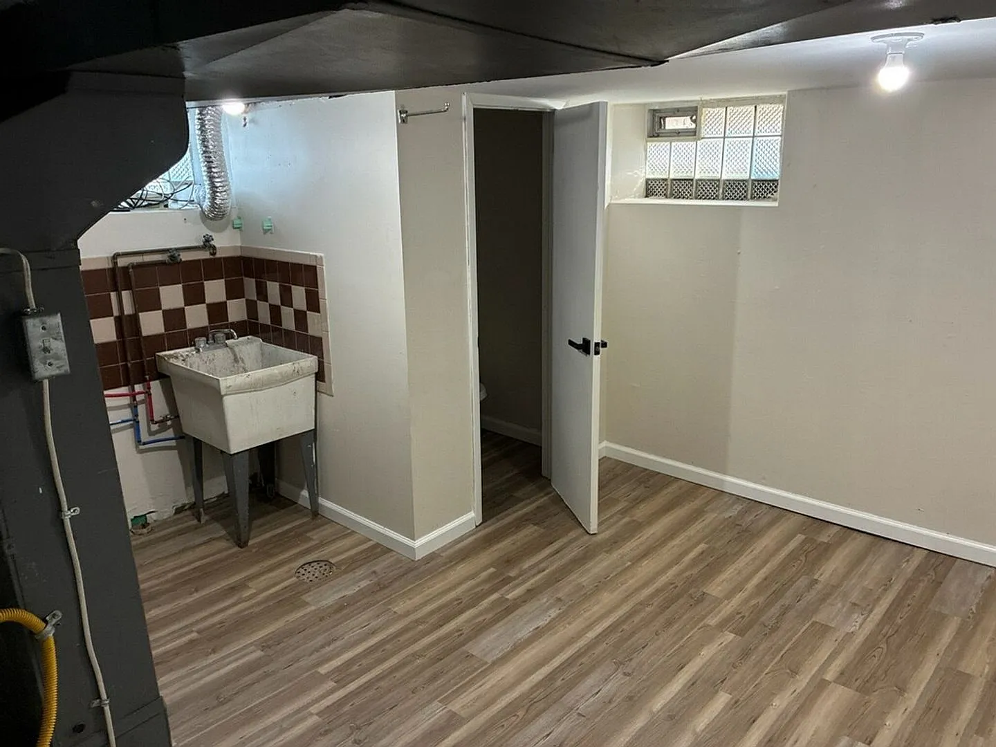 2 bed, 600 sqft, $1,545 — Photo 4