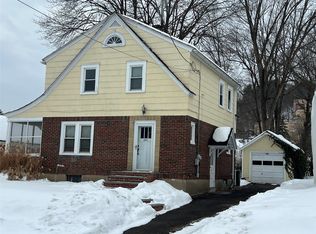 606 Exchange St S, Endicott, NY 13760