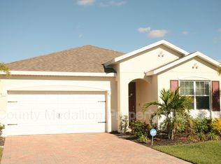 3287 Baravaldo Cir, Cape Coral, FL 33909