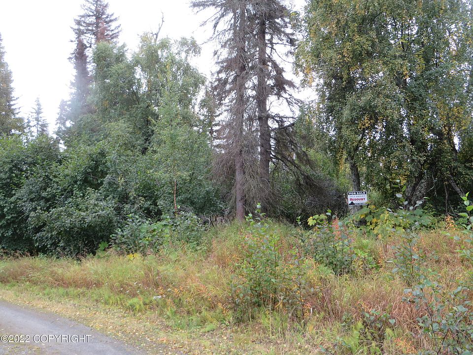 2nd image of 28030 Spruce Park Cir