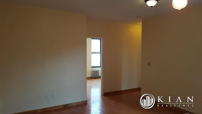 Rented by Kian Realty | media 10