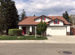5662 W Minarets Ave, Fresno, CA 93722