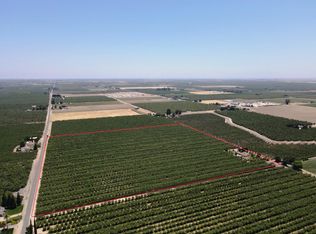 14359 Sunset Dr, Livingston, CA 95334