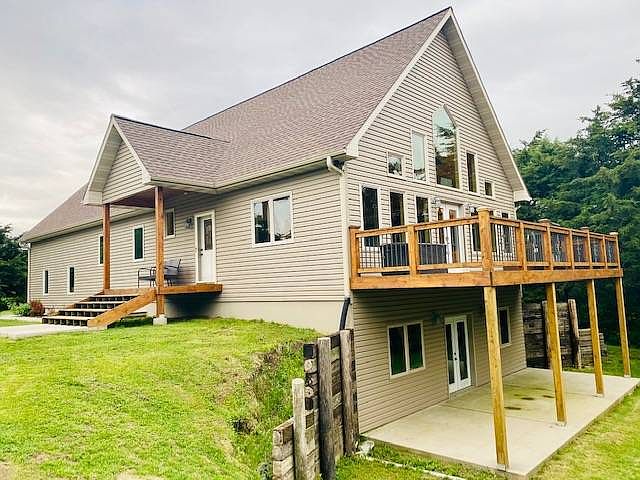 1st image of 104 Valley View Dr