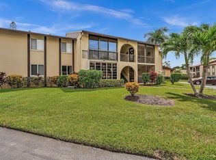 342 Pine Ridge Cir APT D-2, Greenacres, FL 33463